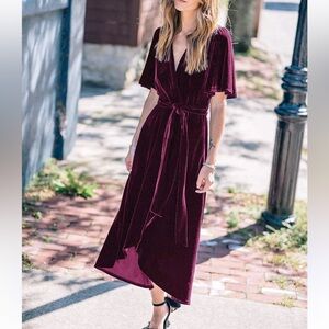 The Vanity Room Purple‎ Velvet High Low Light Wrap Dress Size Medium